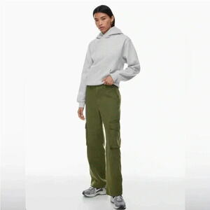 Aritiza TNA Troop Cargo Pants Green Sz 00